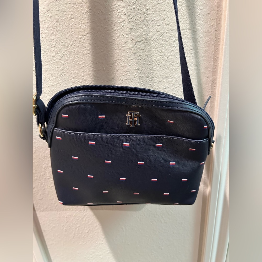 Tommy Hilfiger Small Cross Body Bag